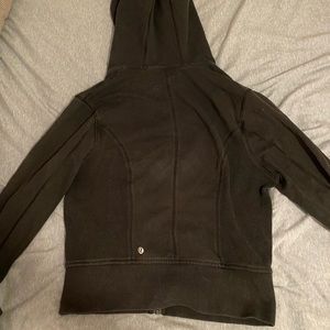 Black Lulu Sweatshirt